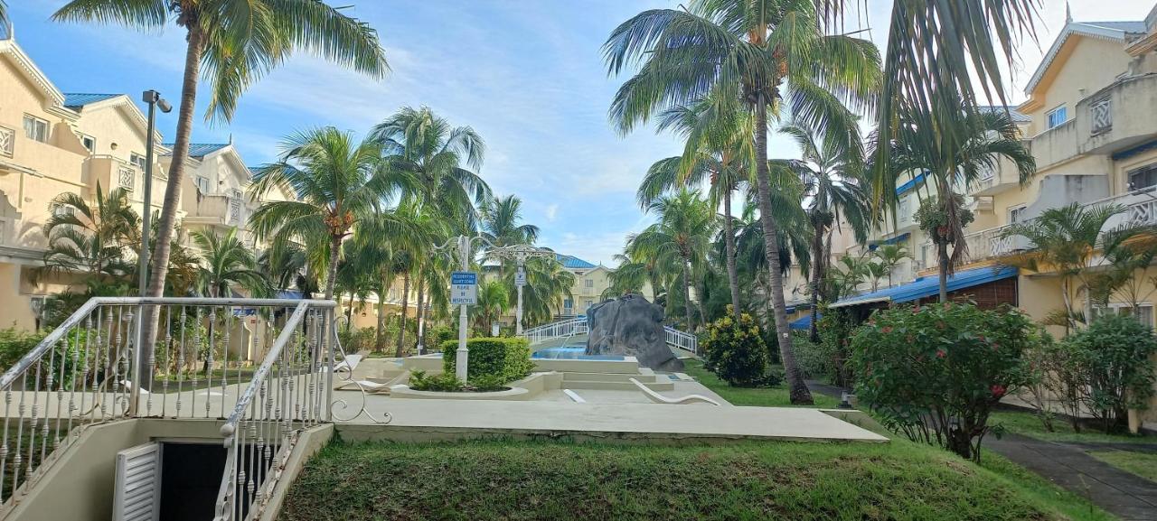 Ssvilla Flic en Flac Exterior photo